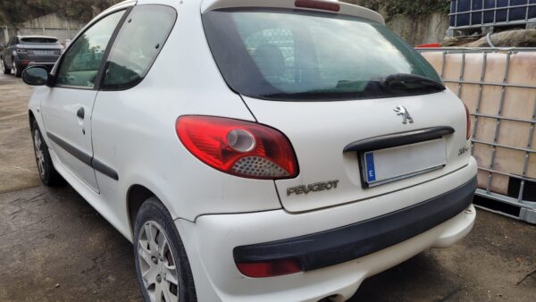 PEUGEOT 206+COMERCIAL