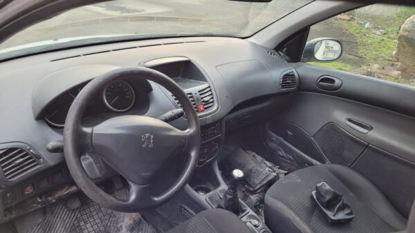 PEUGEOT 206+COMERCIAL