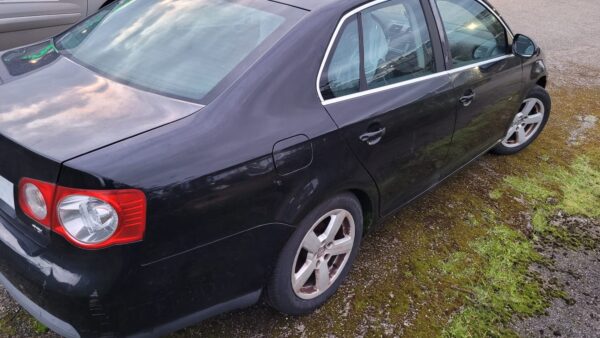 VOLKSWAGEN JETTA 1.9 TDI